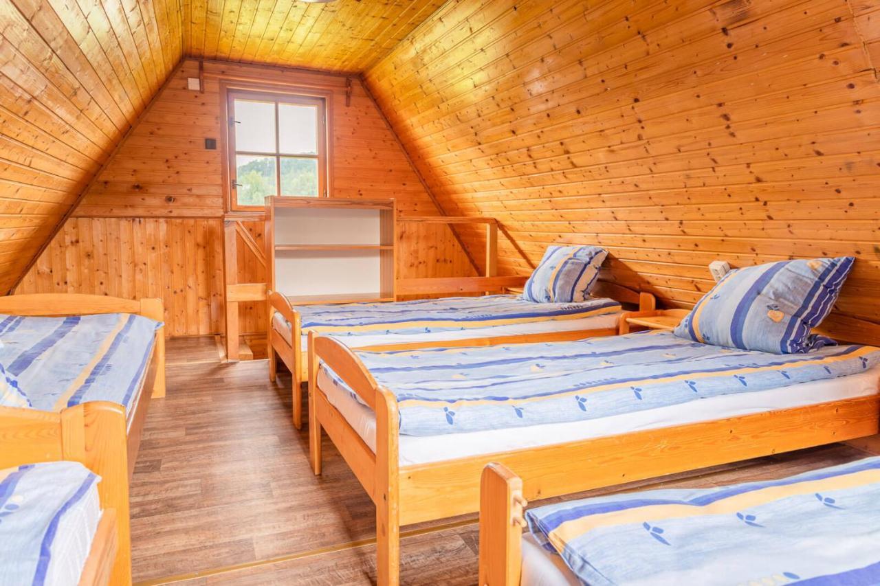 Cejch - Rekreacni Areal S Restauraci Hotel Kněžmost Buitenkant foto
