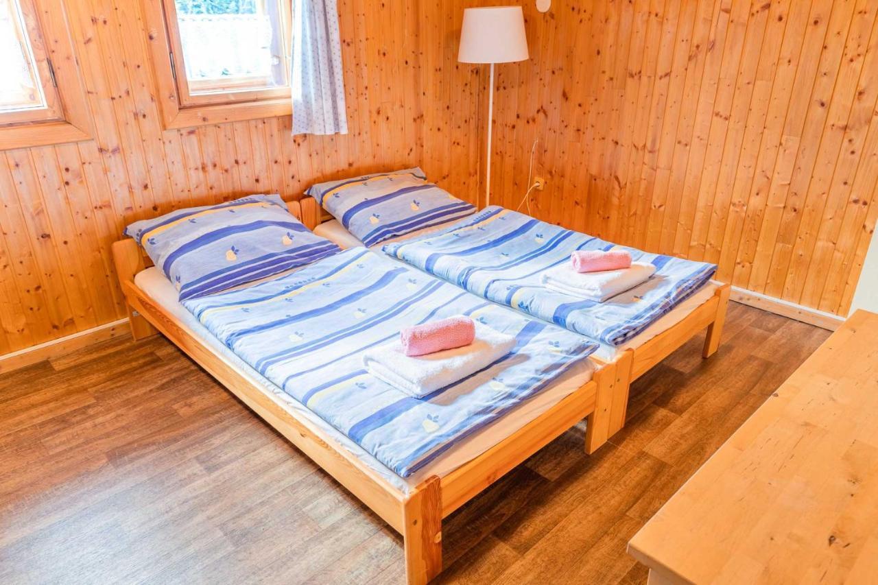 Cejch - Rekreacni Areal S Restauraci Hotel Kněžmost Buitenkant foto